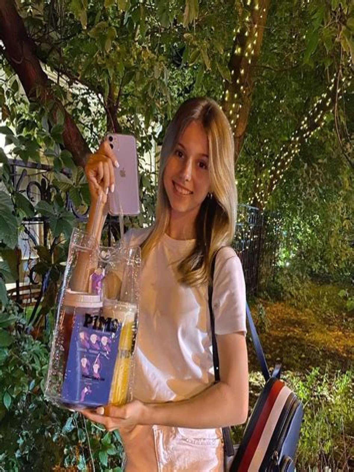 Caravan Carolyn (YouTube Star) - Age, Birthday, Bio, Facts, Family, Net Worth, Height & More