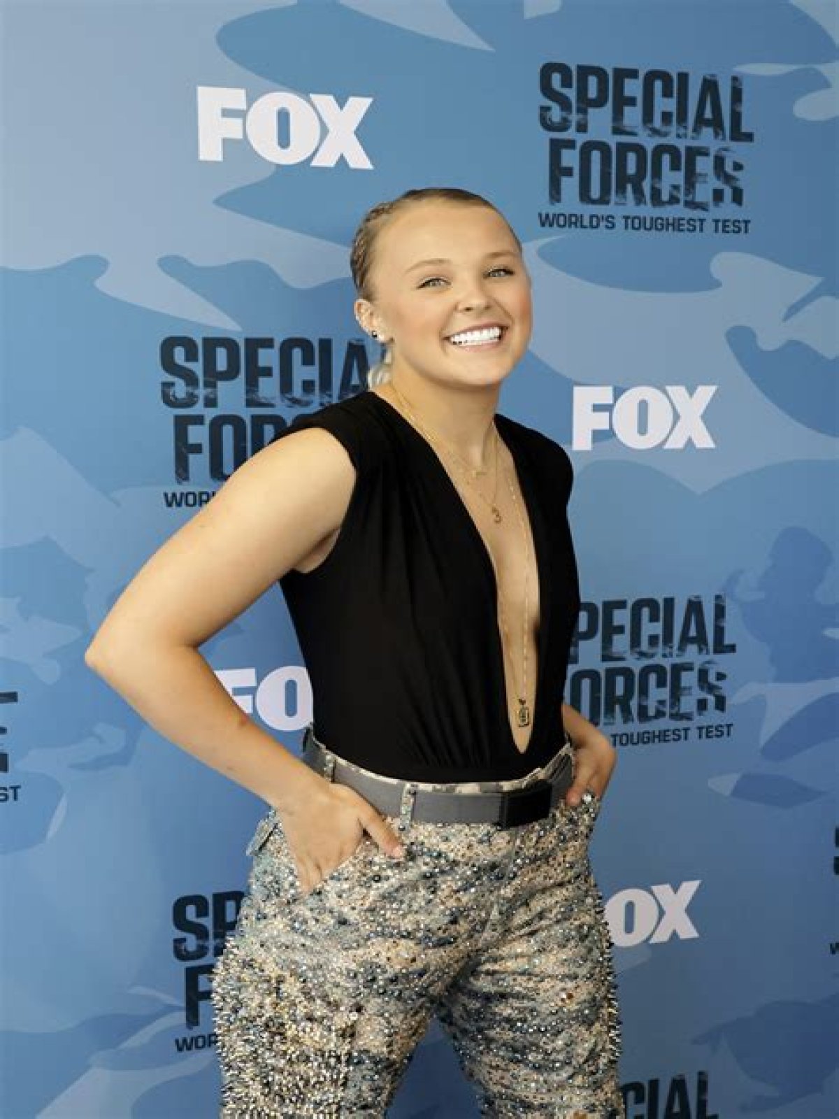   JoJo Siwa’s net worth, age, and dating update in 2023 as she stars in Special Forces    Tue 26 September 2023 09:00    Celine Byford    