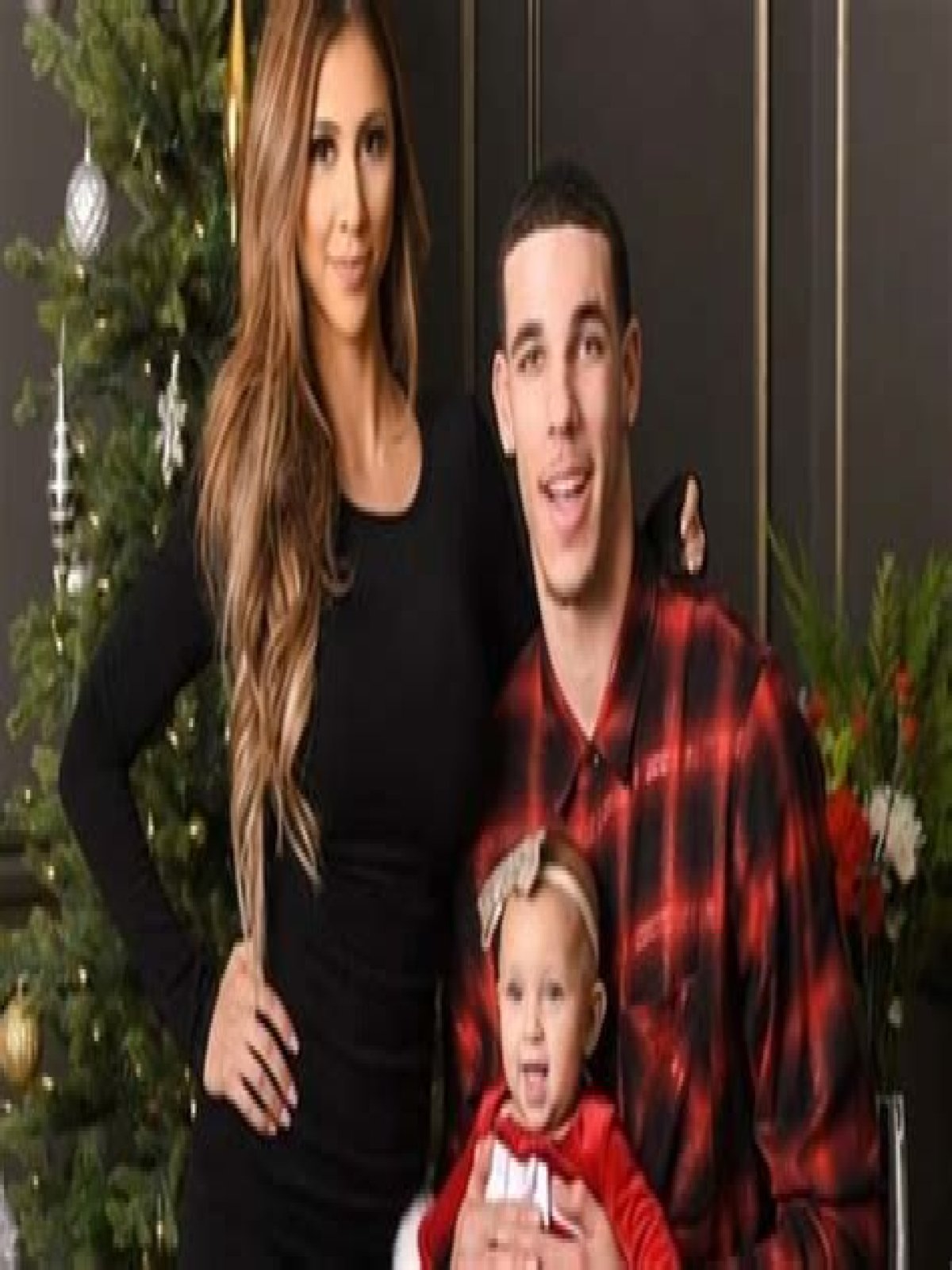  Lonzo Ball’s Girlfriend Denise Garcia 